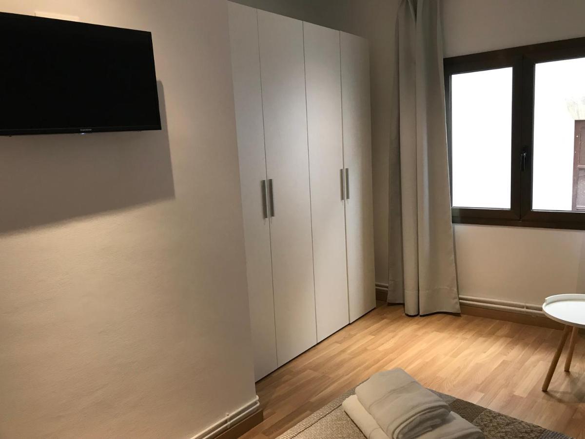 Hostal Casiano Camarasa 外观 照片