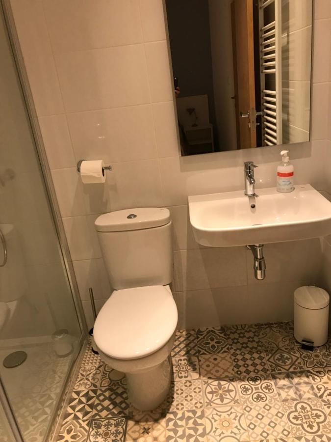 Hostal Casiano Camarasa 外观 照片