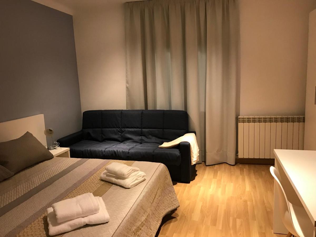 Hostal Casiano Camarasa 外观 照片