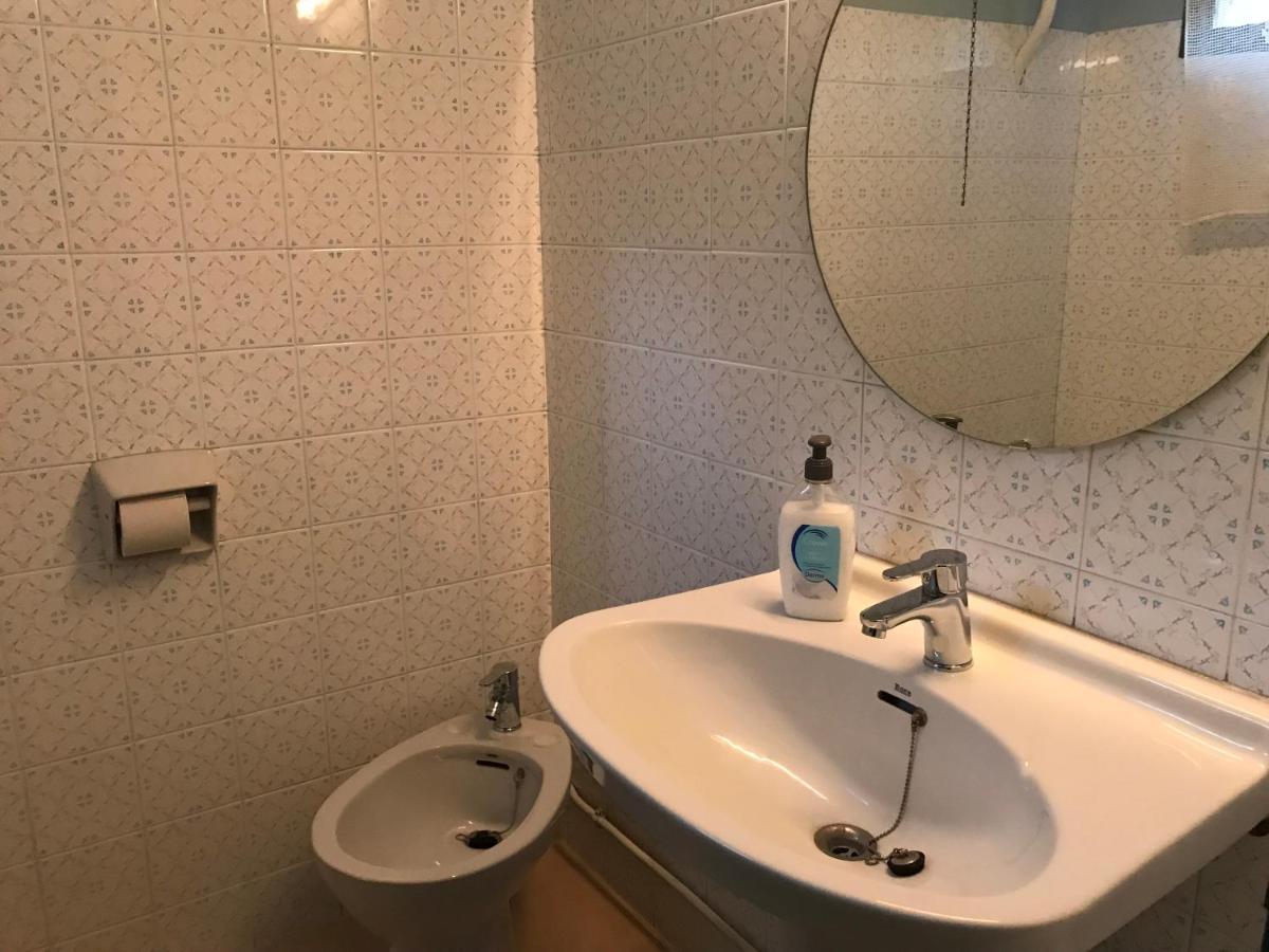 Hostal Casiano Camarasa 外观 照片
