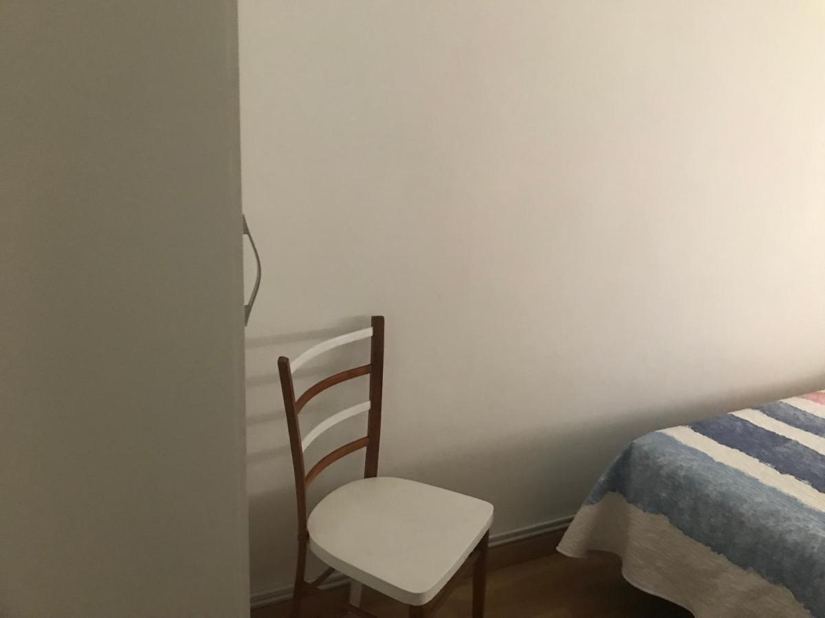 Hostal Casiano Camarasa 外观 照片