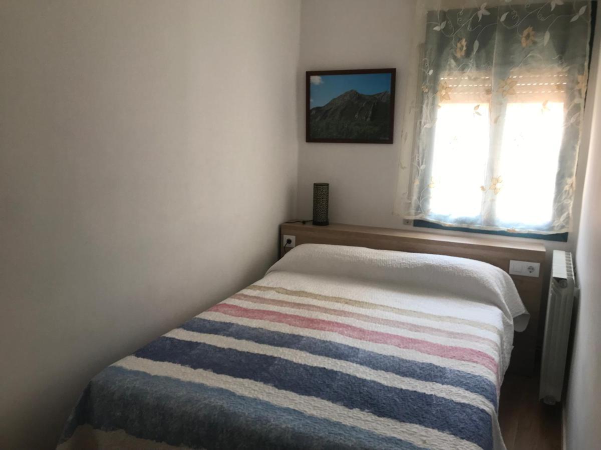 Hostal Casiano Camarasa 外观 照片