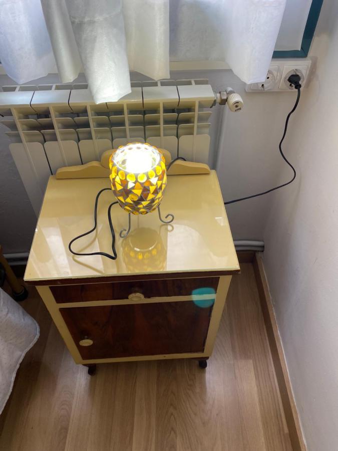 Hostal Casiano Camarasa 外观 照片