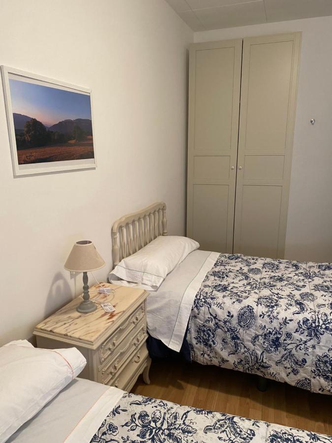 Hostal Casiano Camarasa 外观 照片